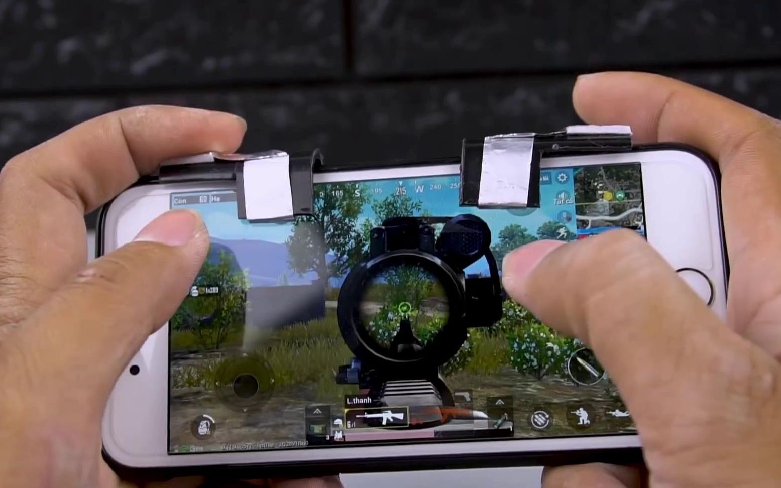 实用系列:自制无敌吃鸡手游神器