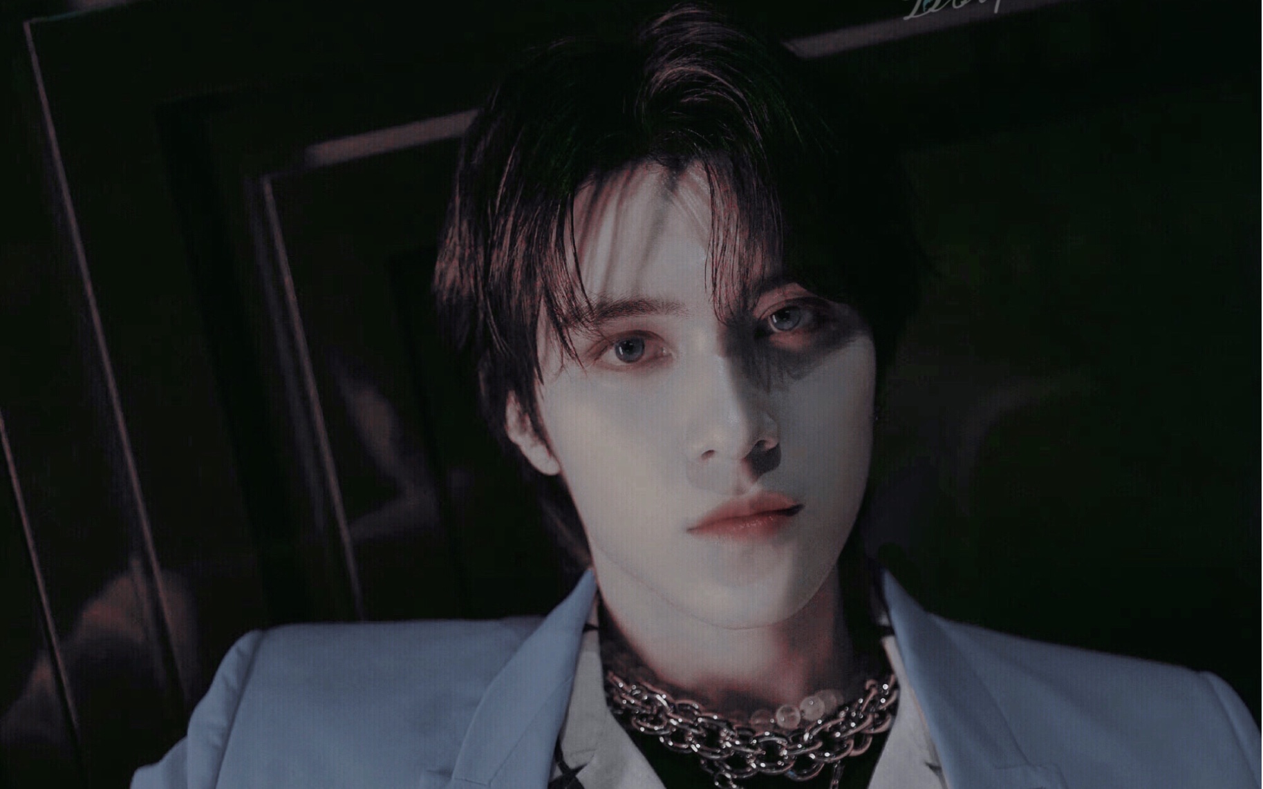 黄冠亨这是什么在逃王子!