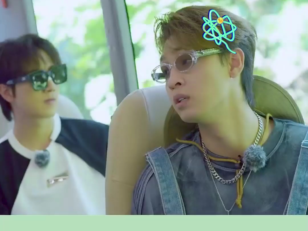 我说小贾是娱乐圈最会拍照的野生摄影师,没人有意见吧