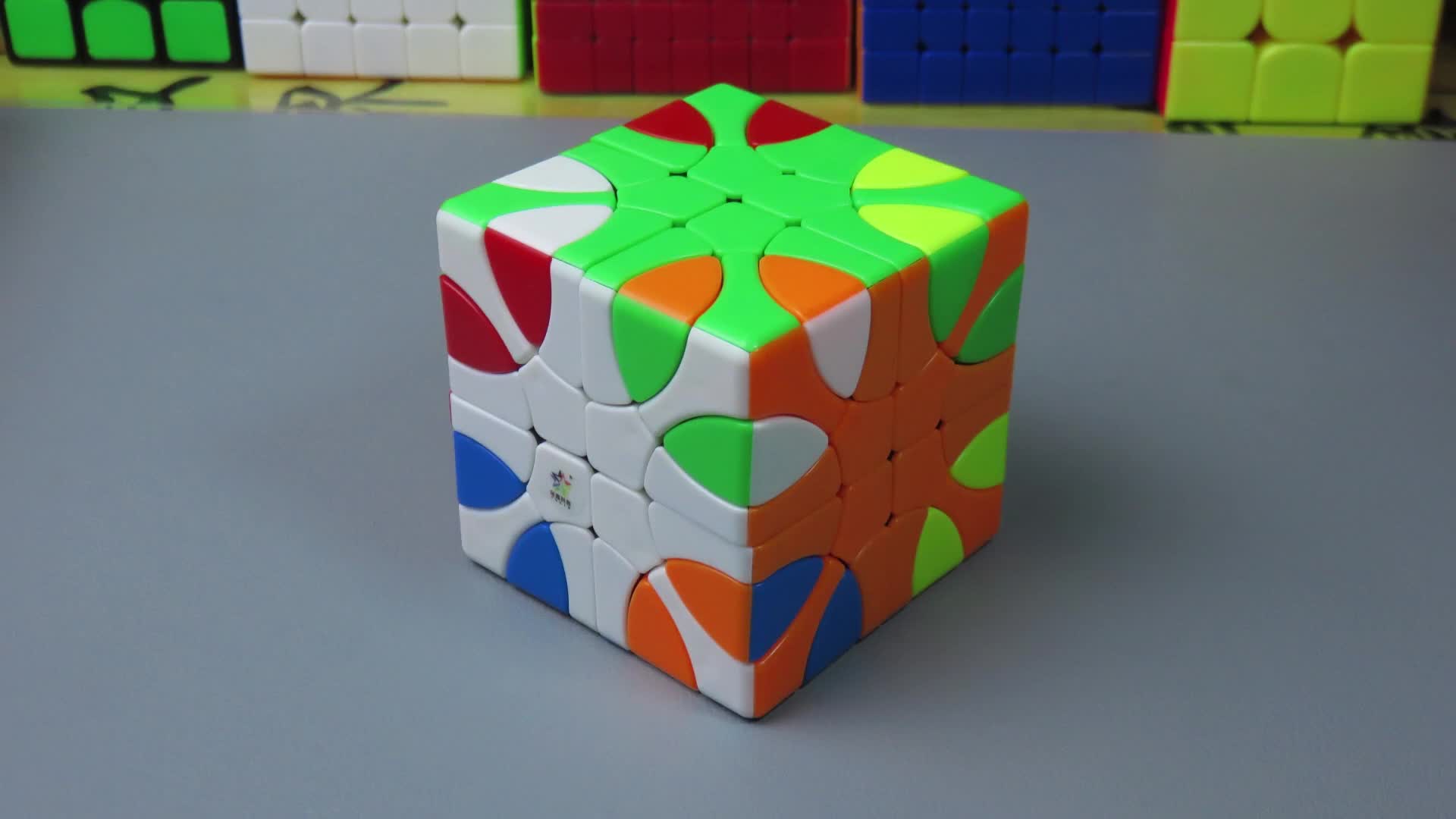 裕鑫二阶转棱转角魔方开箱体验!