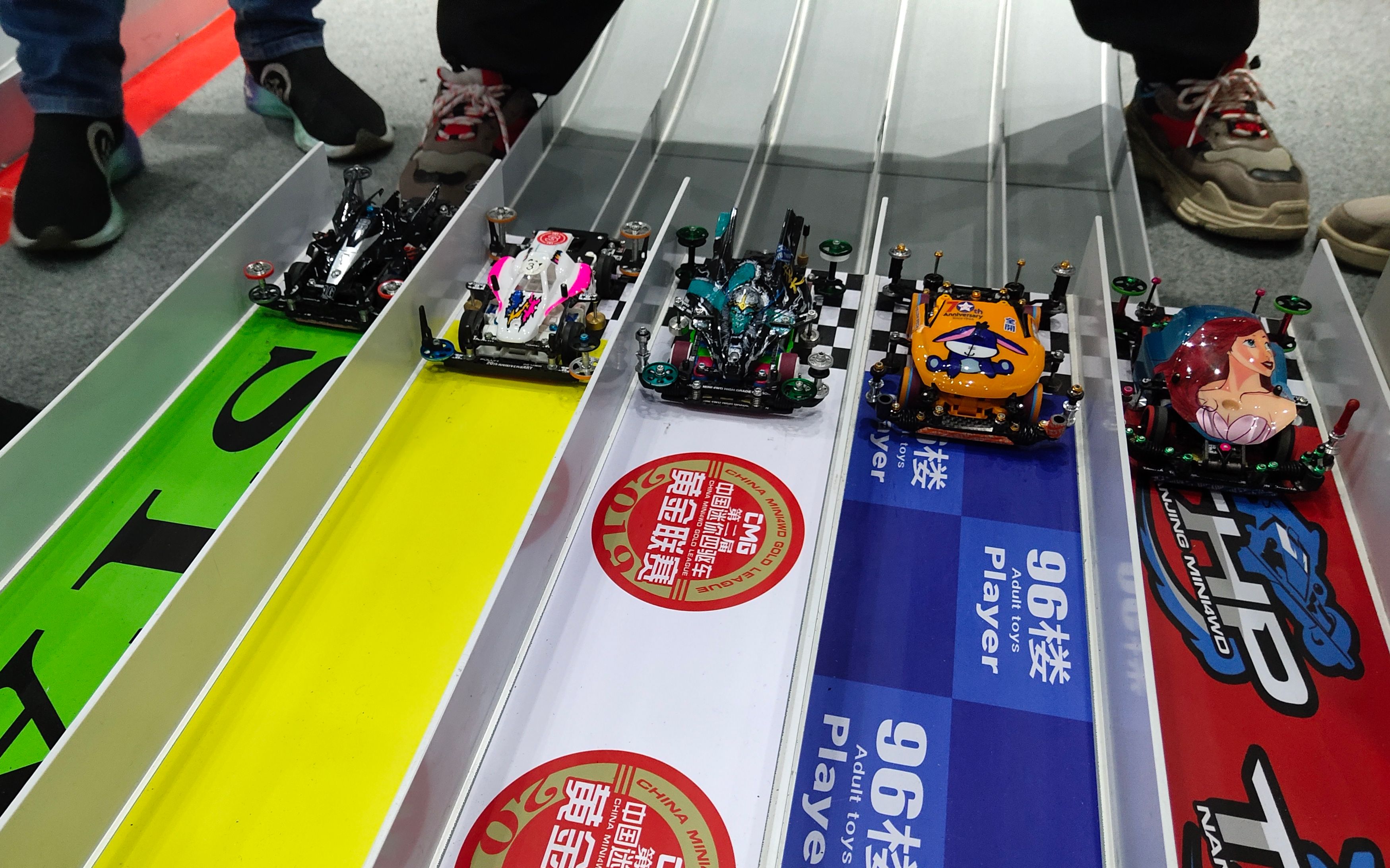 赢取100克金条迷你四驱车黄金联赛总决赛2019收官之战贺儿的迷你四驱