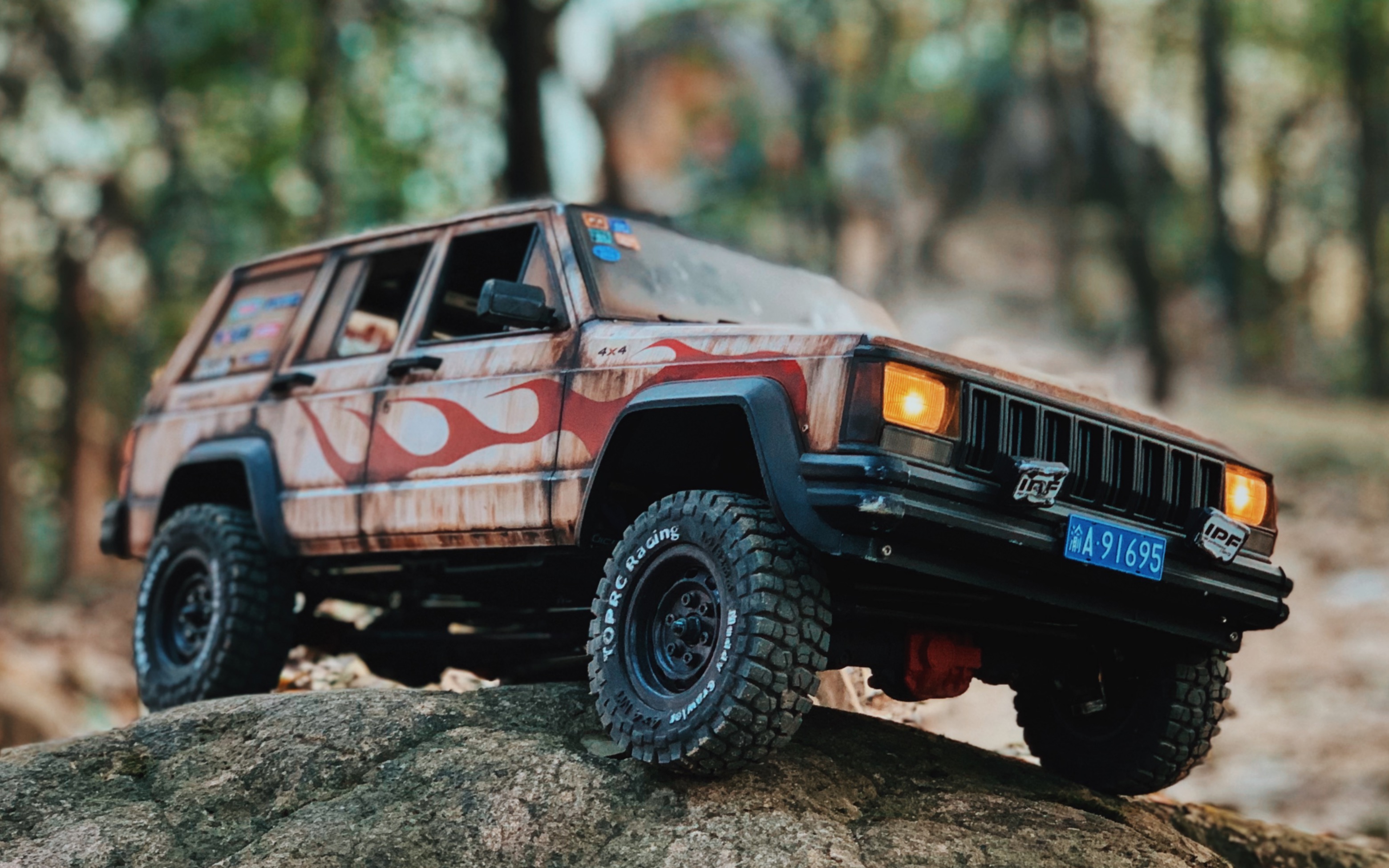 【重庆rc】切诺基爬#龙脊山#axial-90046.trx4_哔哩哔哩_bilibili