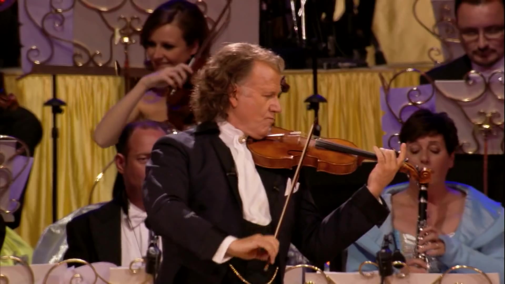 [图]André Rieu - And The Waltz Goes On (composed by Anthony Hopkins)