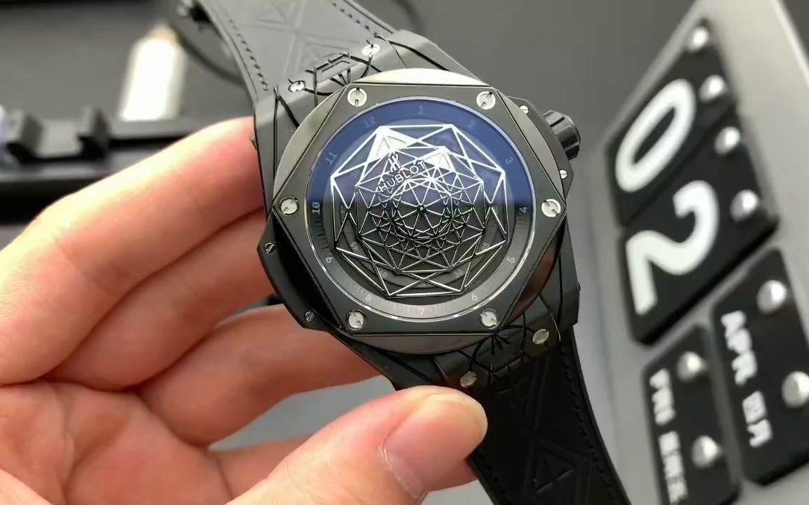 大爆炸系列刺青陶瓷版,宇舶big bang系列刺青腕表,45mm,业内唯一一家