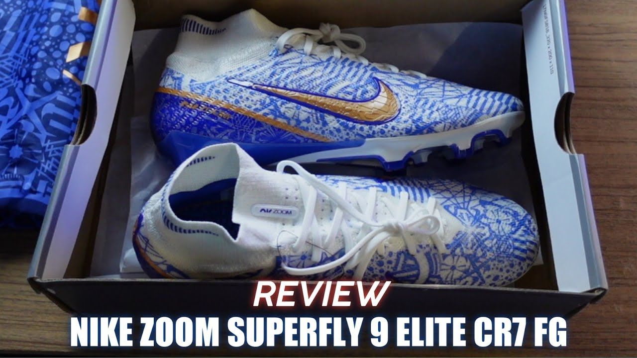 耐克青花瓷试穿足球鞋