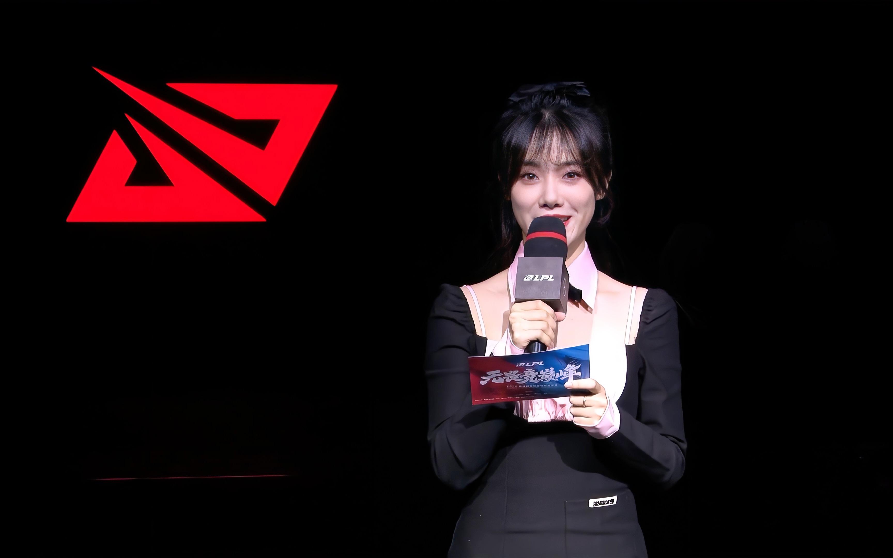 220304小钰开场主持赛后采访cut