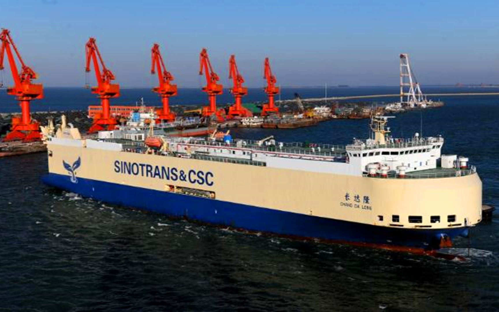 长达隆号商用滚装船,一旦发生战事,立刻变成支援舰实现常态化运行