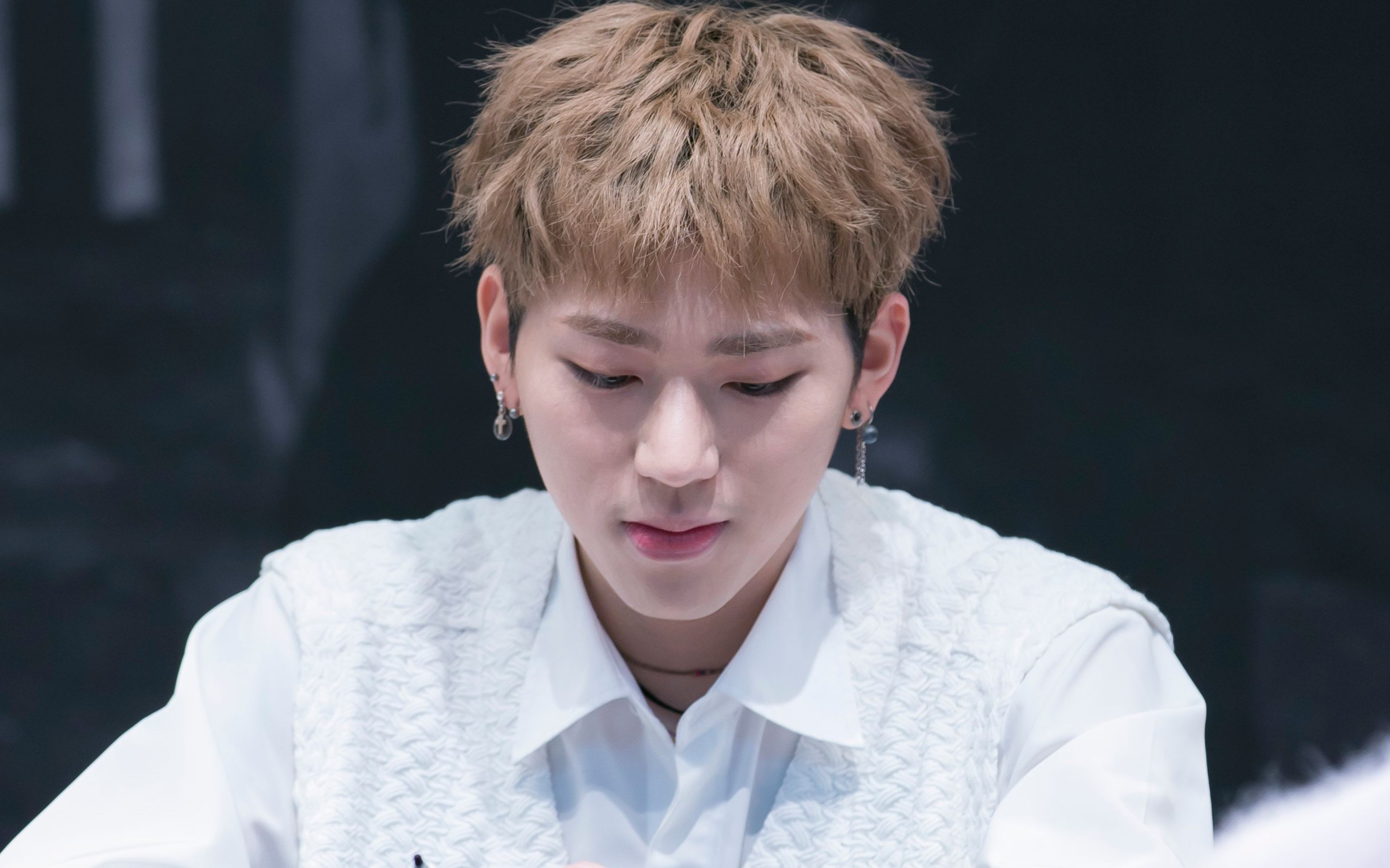 像桃子一样甜甜的禹智皓