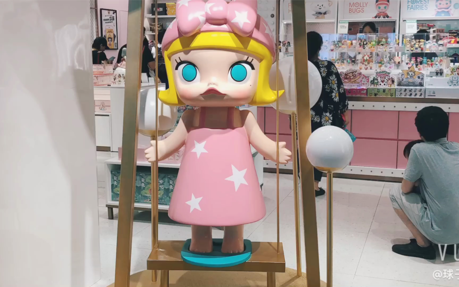 泡泡玛特molly花童盲盒