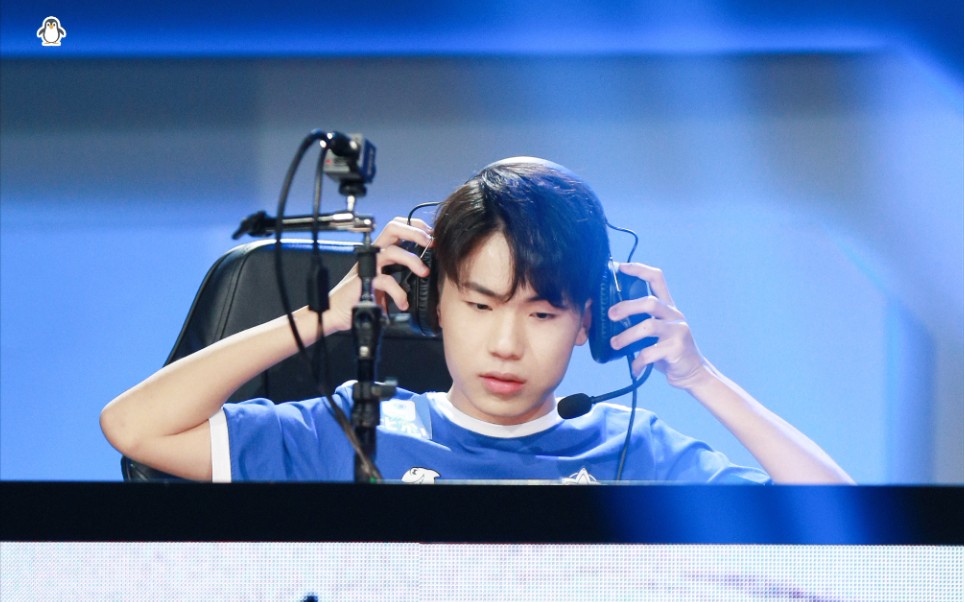 20200111【estsr花海】带弹幕直播录屏 弟弟:我吐了给爷整笑了光速下