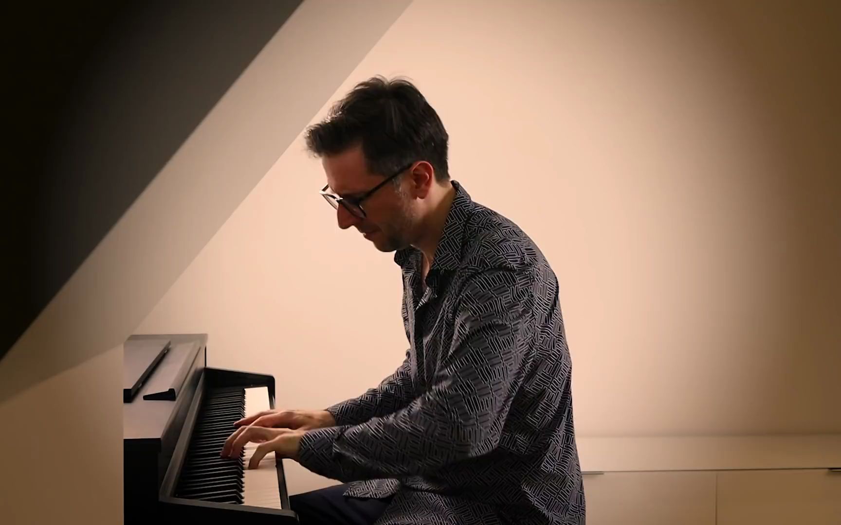 oskar roman jezior-《她說 - 林俊傑》 鋼琴樂譜 oskar roman jezior