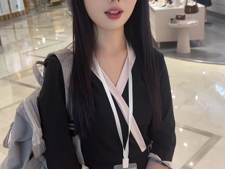 我这么傲娇的小公主你想约就约嘛