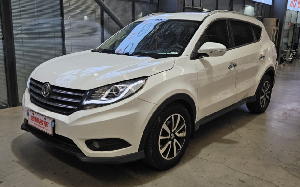 17年11月东风风光580 1.5t手动豪华七座来了