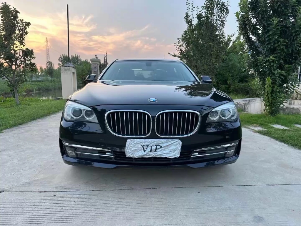 96w,准14年宝马730,3.0t自动至尊商务动感版