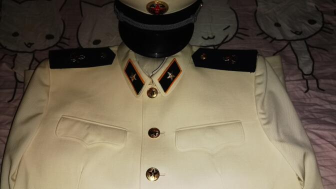 中国人民解放军85式海军白色夏常服