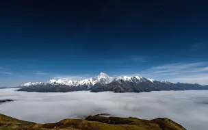 下载视频: 连续拍摄10小时，只为这一分钟的贡嘎。