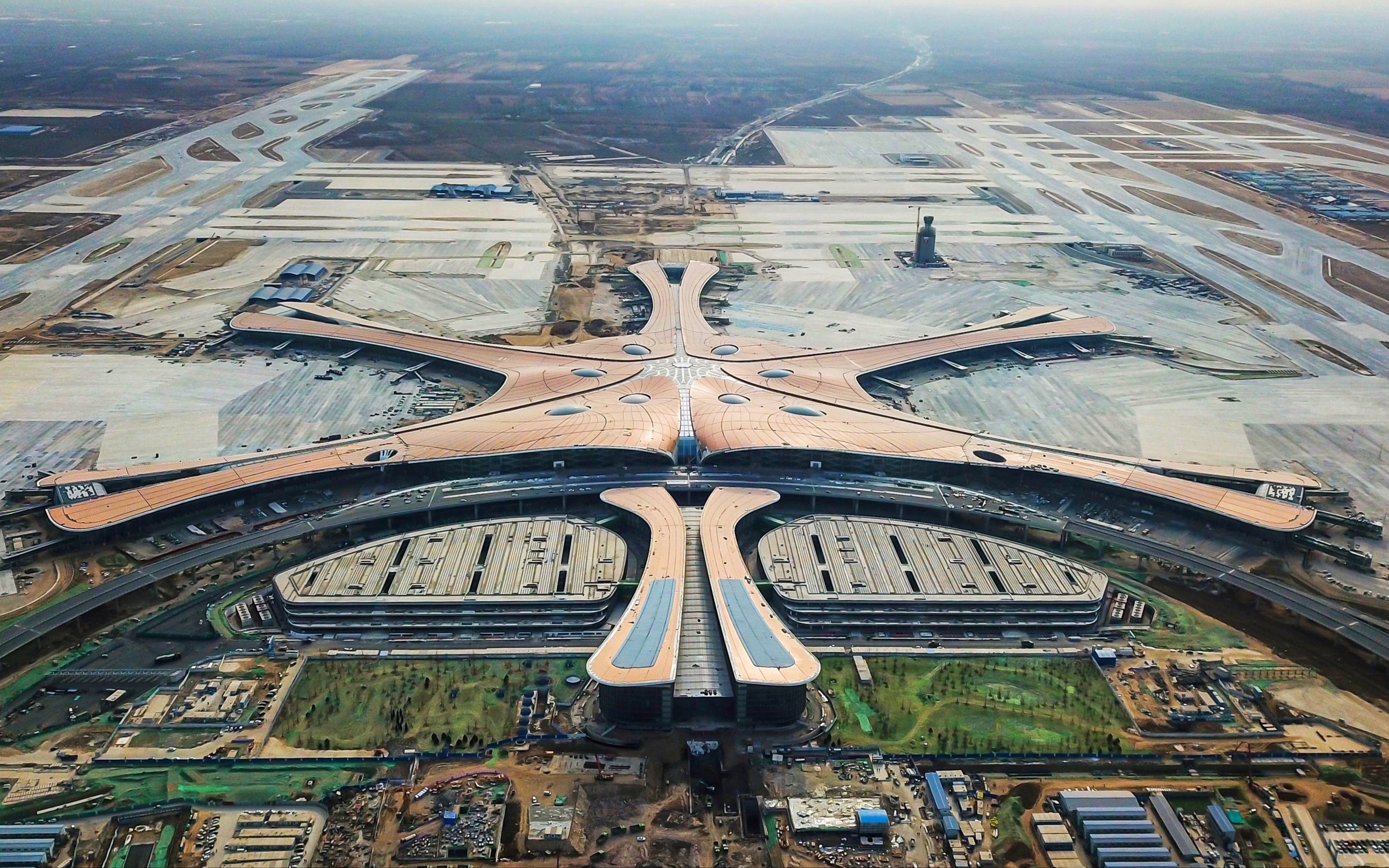 去首都新机场探路可不可以停摩托车