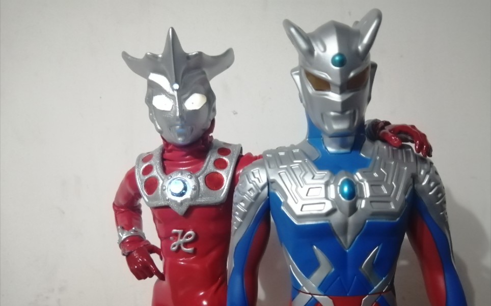 (渣改皮套版雷欧奥特曼)