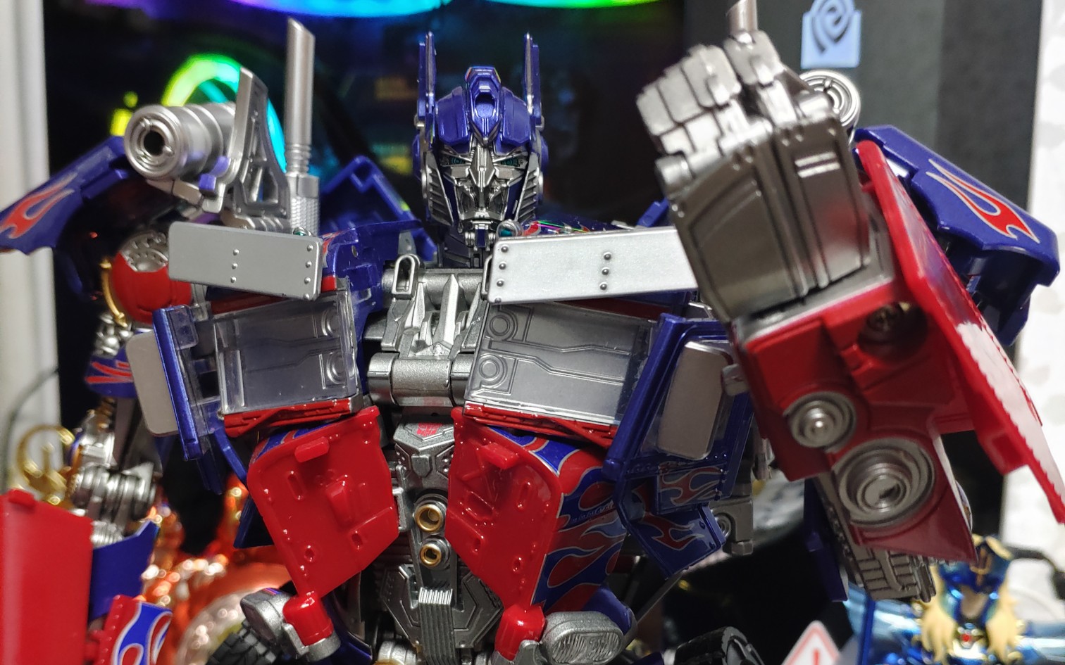 变形金刚mpm04放大电影版合金压铸黑曼巴ls03擎天柱初版开箱分享!