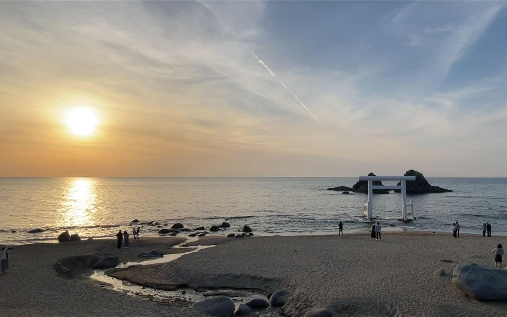 【日本乡下风景】丝岛的海滩 | 海上白色鸟居 | 追逐夕阳之旅哔哩哔哩bilibili