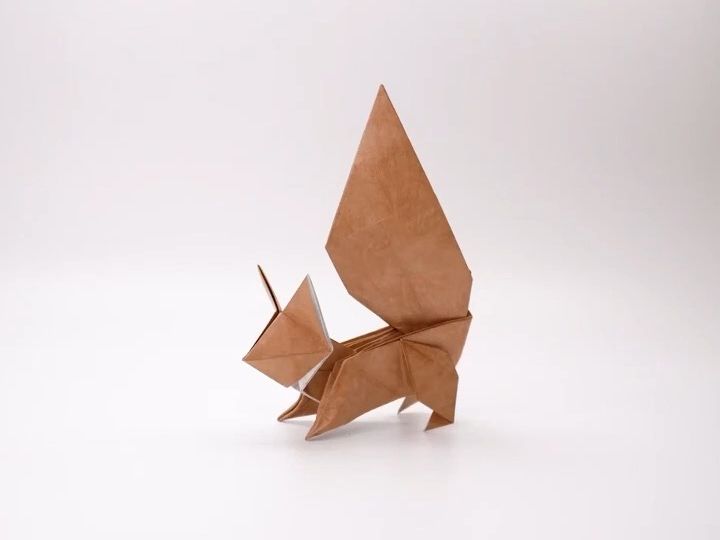 【简单折纸】简单几步折出小松鼠