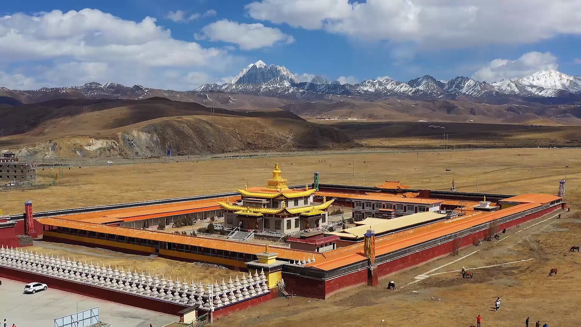 一个被玉帝遗忘的地方,海拔4000多米的塔公寺庙