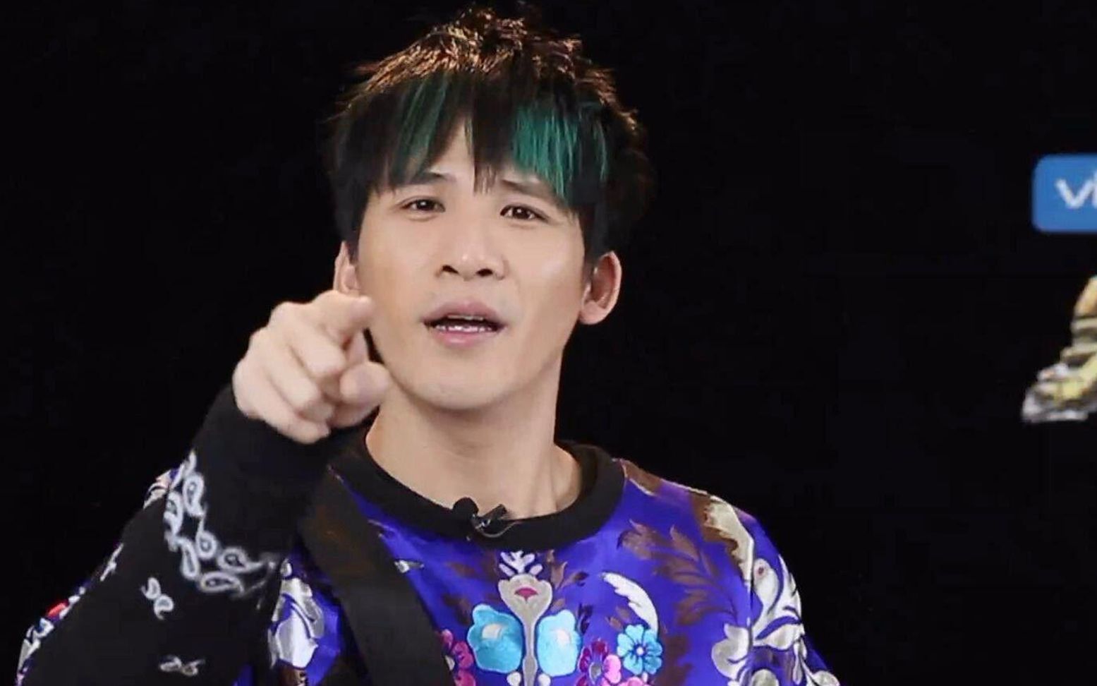 大张伟接梗合集梗王魏晨遇上大张伟现场真是笑料百出