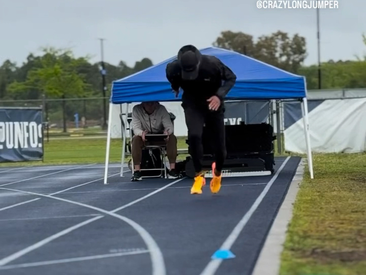 奥运会冠军雅各布斯近期训练视频