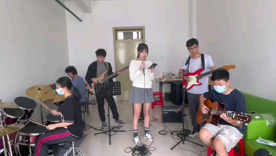 [图]夏霞（covered by Sun.café）