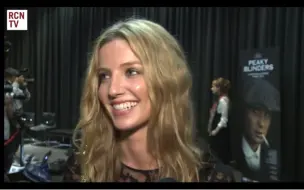 Download Video: [Annabelle Wallis]浴血黑帮现场采访