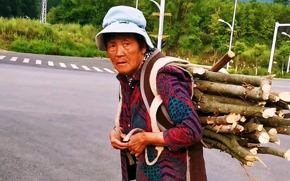 有多少父母用自己的辛劳,宠溺了无数的你我?