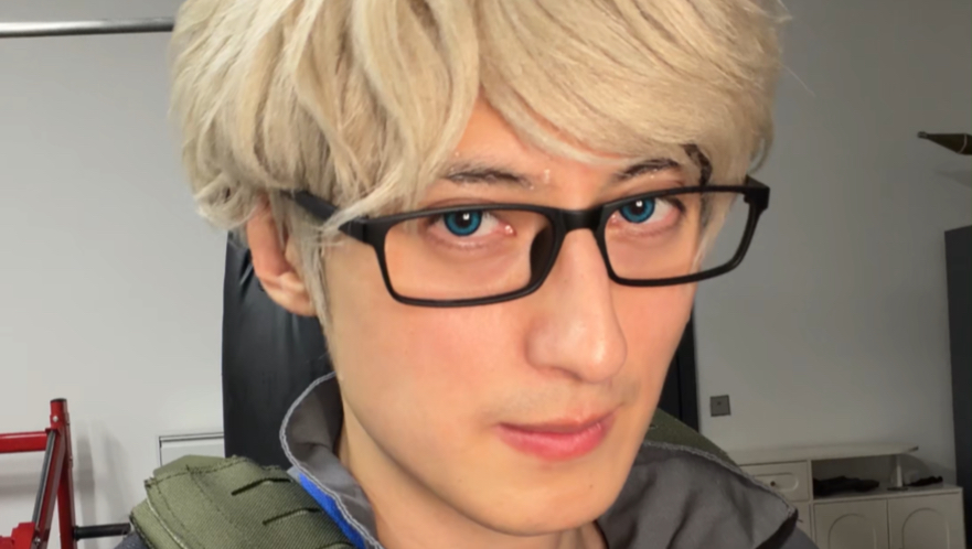 让比特玩家COS疾风？自己套自己是吧海报