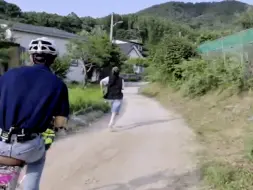 Скачать видео: 李泳知对都暻秀的“持续避嫌”～我也想做被暻秀追的女人～哈哈