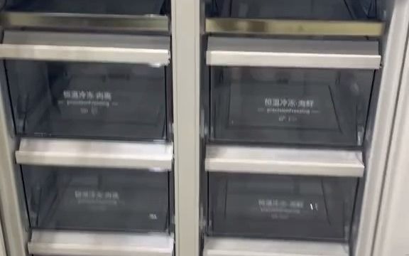 西门子博纳臻鲜十字门冰箱,550L,冷冻223,同尺寸冰箱中最大冷冻,微缝嵌入,市面上唯一冷藏冷冻全域抗菌99.99冰箱好家电改变生活 家用电器 智能家...