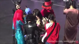 Tải video: TWICE四周年万圣合体, Mina只说了这句话, 就哭了!