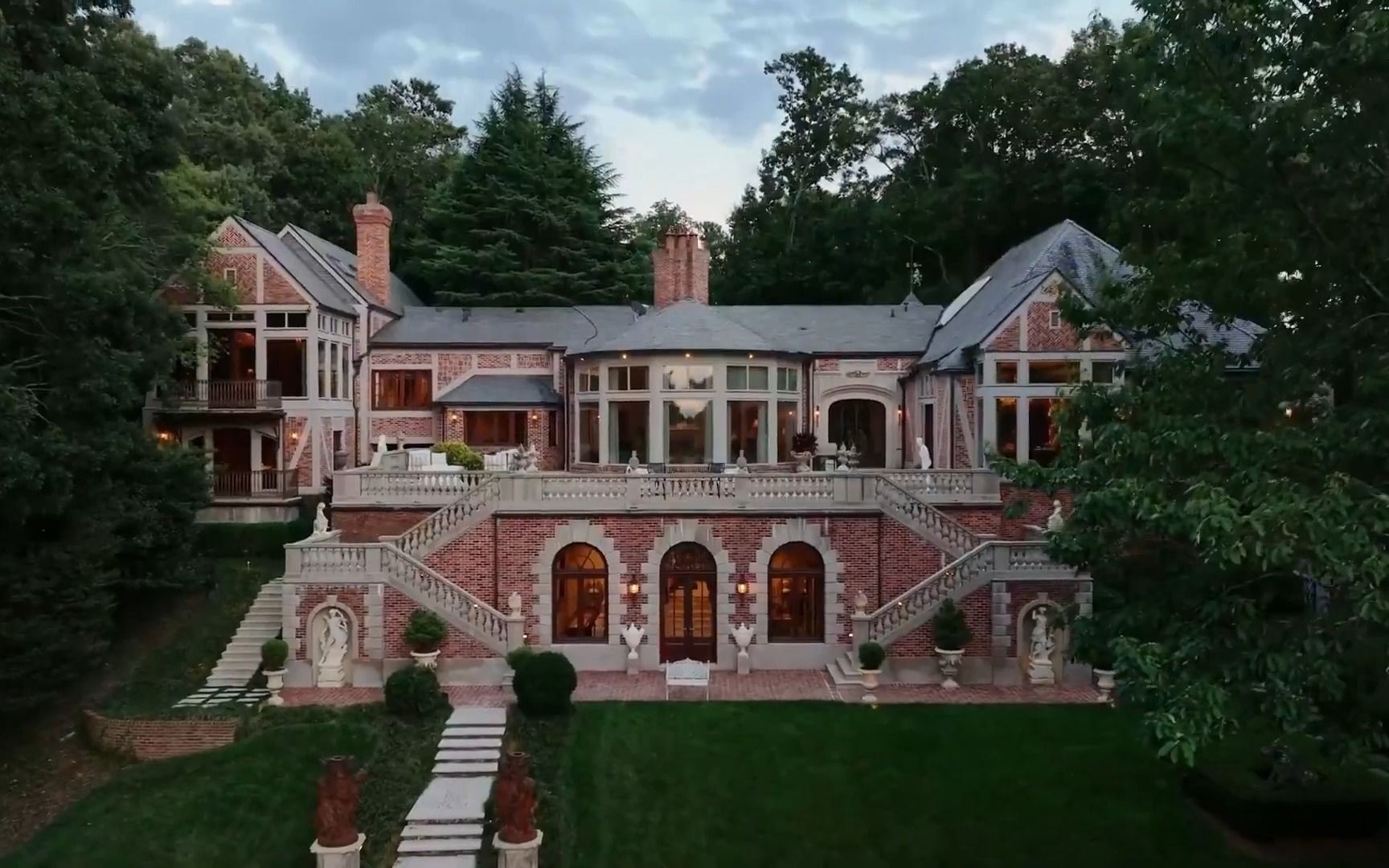 位于乔治亚州18英亩的英国都铎庄园