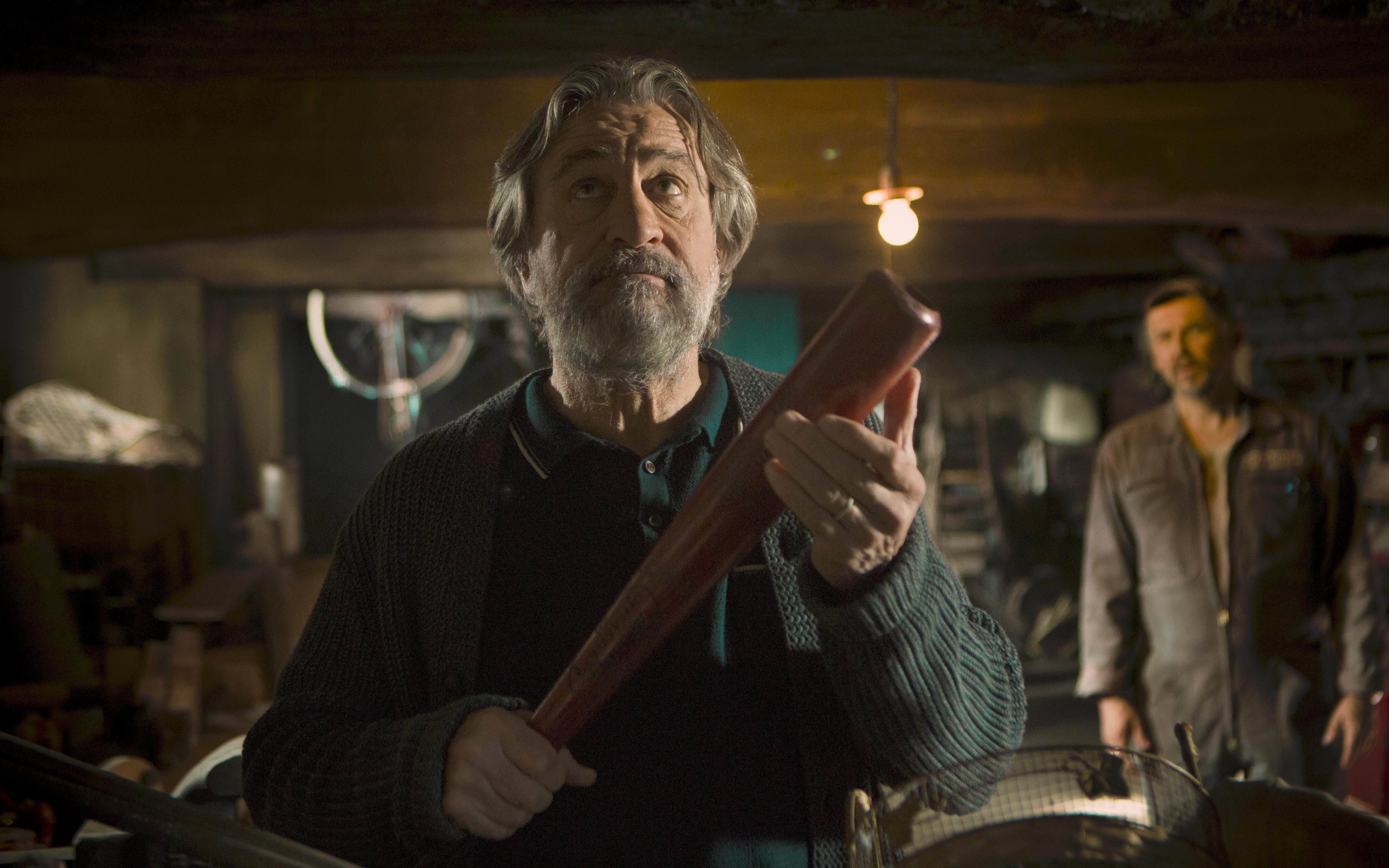 黑道家族隐姓埋名,不料总是碰到不长眼的《别惹我》