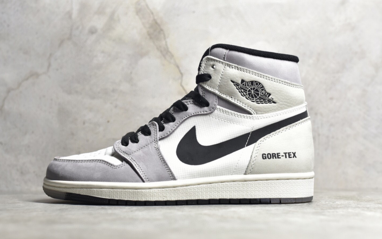 乔丹 Air Jordan 1 Light Bone Element GoreTex 反光白灰机能篮球鞋货号DB2889100哔哩哔哩bilibili