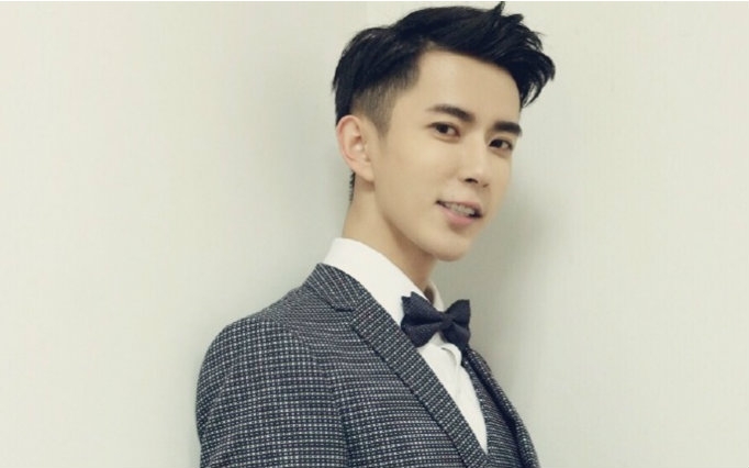 【于朦胧】快男比赛集锦 ps 有16岁的朦朦还有朦朦妈妈