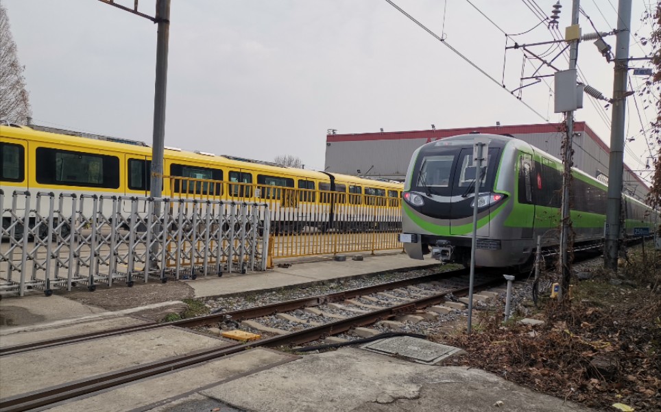 南京地铁3号线增购03x115116最大号浦镇试车起步