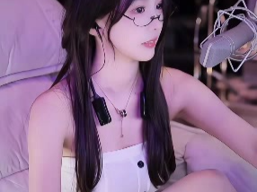 虎牙小小奶瓶儿魔法书和圈子的视频