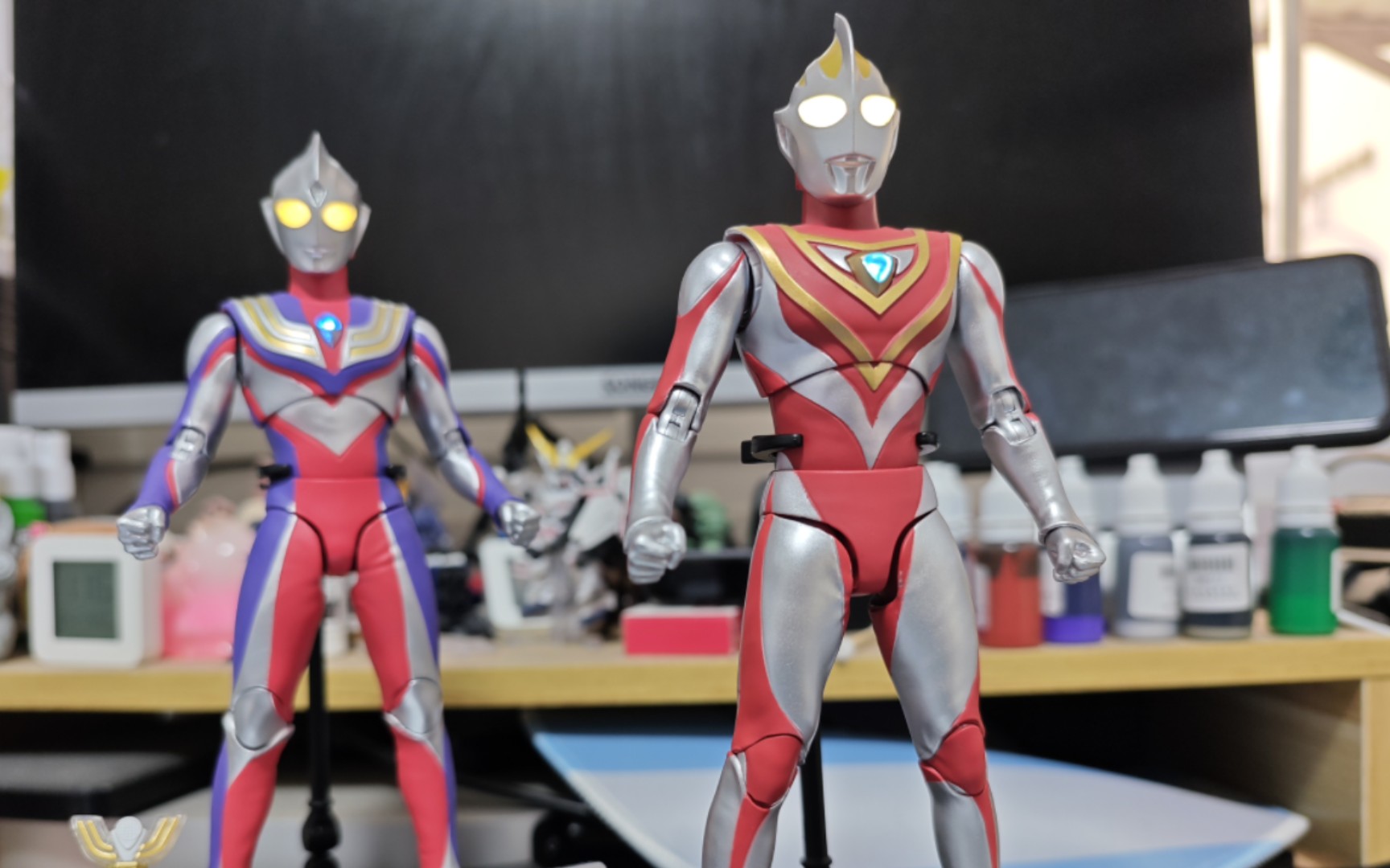 [中动盖亚奥特曼]不太可动的大地守护者,配件丰富,价格不错,站尸党