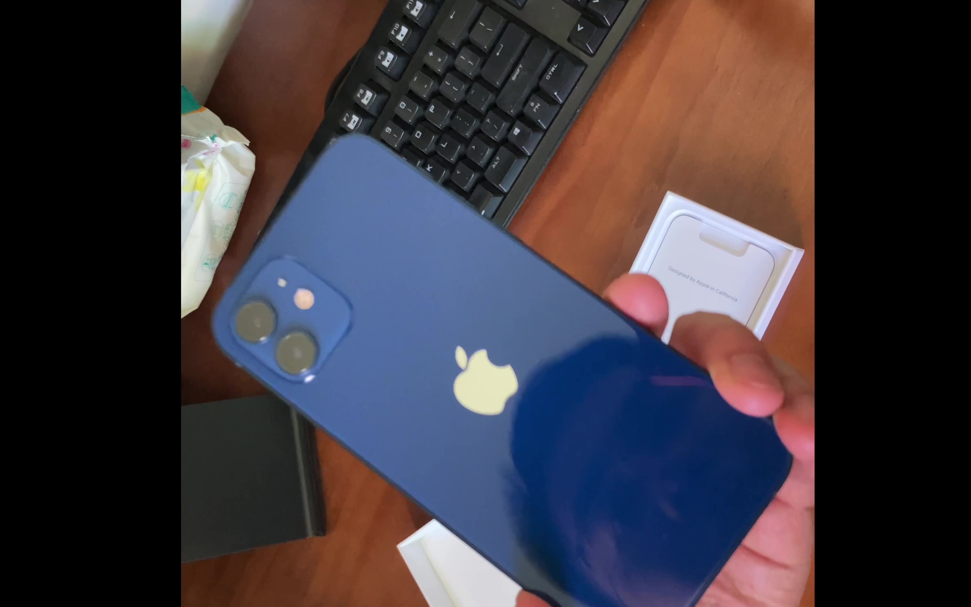 官网首发iphone12蓝色开箱