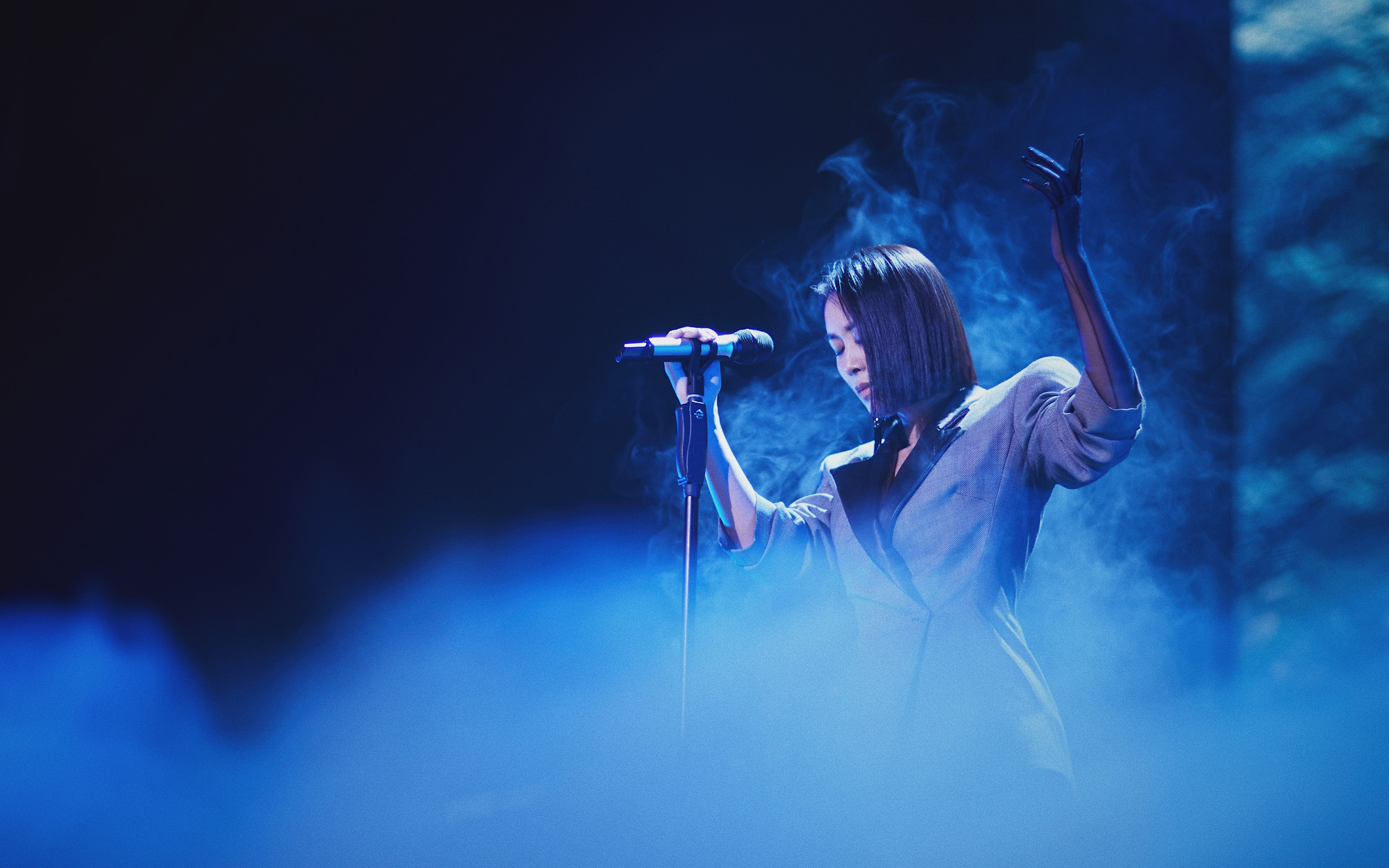 那英默消除伴奏版