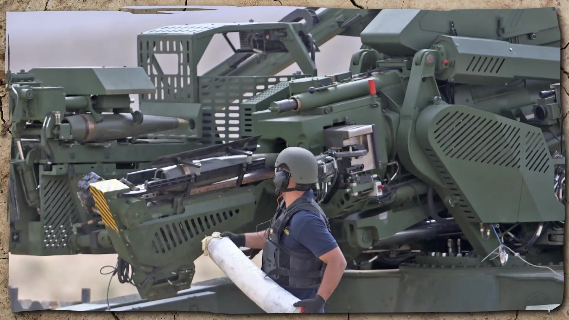 军武埃尔比特系统athos155mm自动装填火炮系统