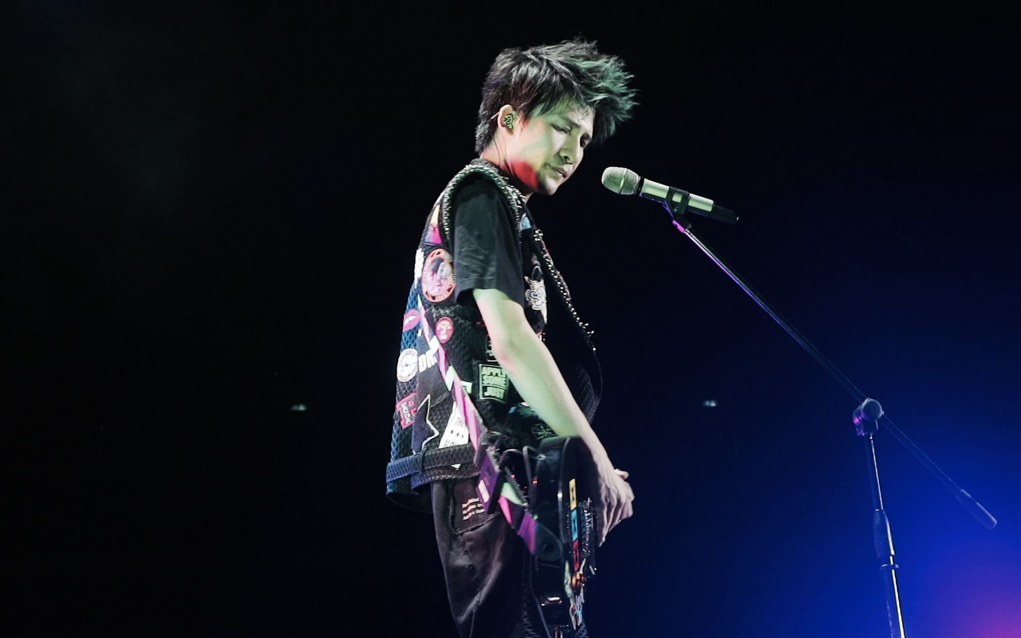 【大张伟】170430澳门演唱会 [花] 侧面饭拍