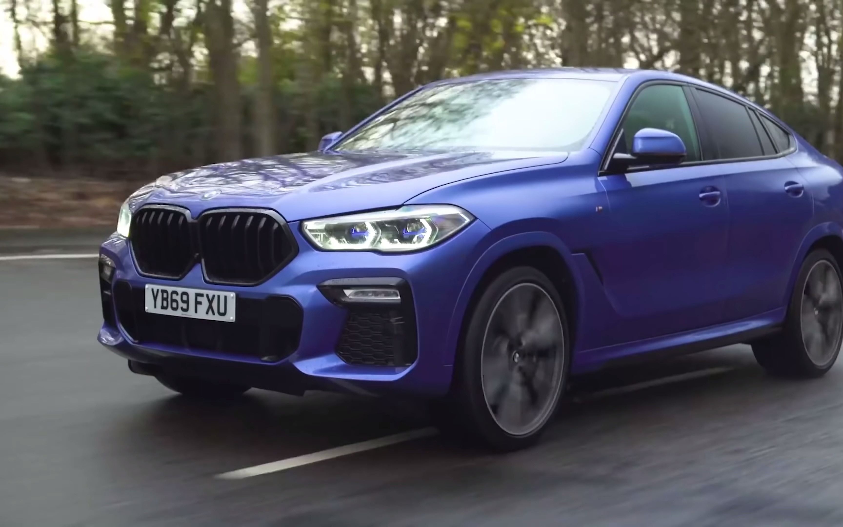 新款bmw x8m - 850马力的狂野suv_哔哩哔哩_bilibili