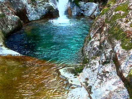 安徽石台醉山野