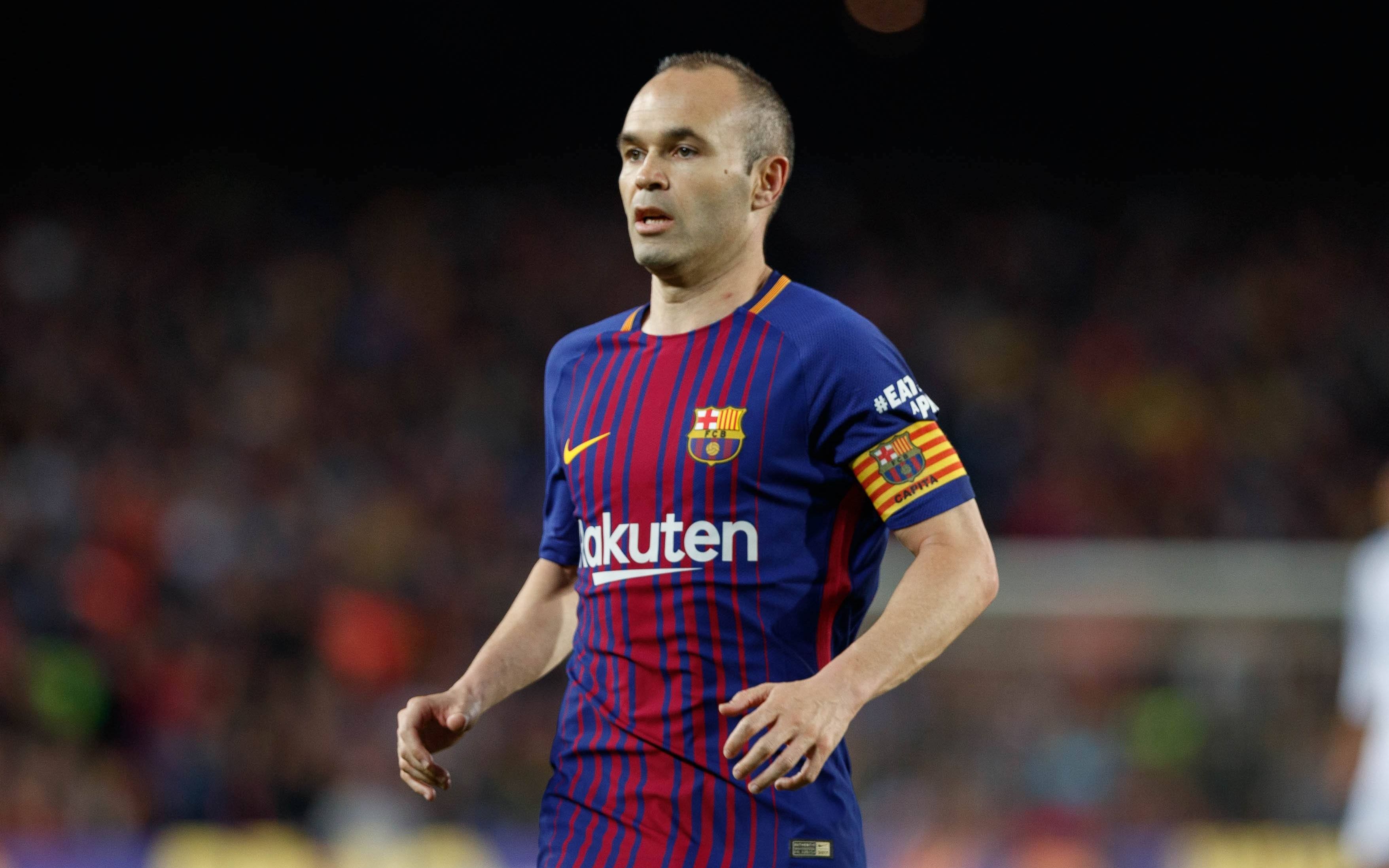 伊涅斯塔 西班牙中场大师巅峰集锦_哔哩哔哩_bilibili