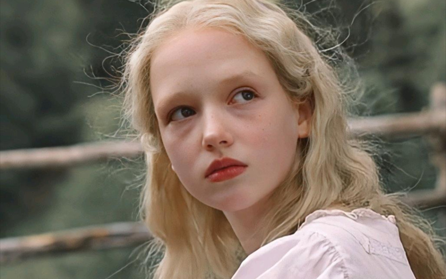 丧尸女友治好了我的精神内耗